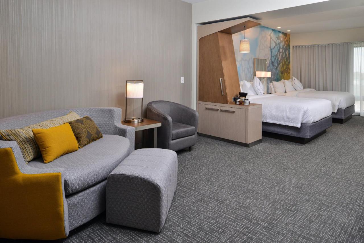 | Courtyard Kansas City Olathe