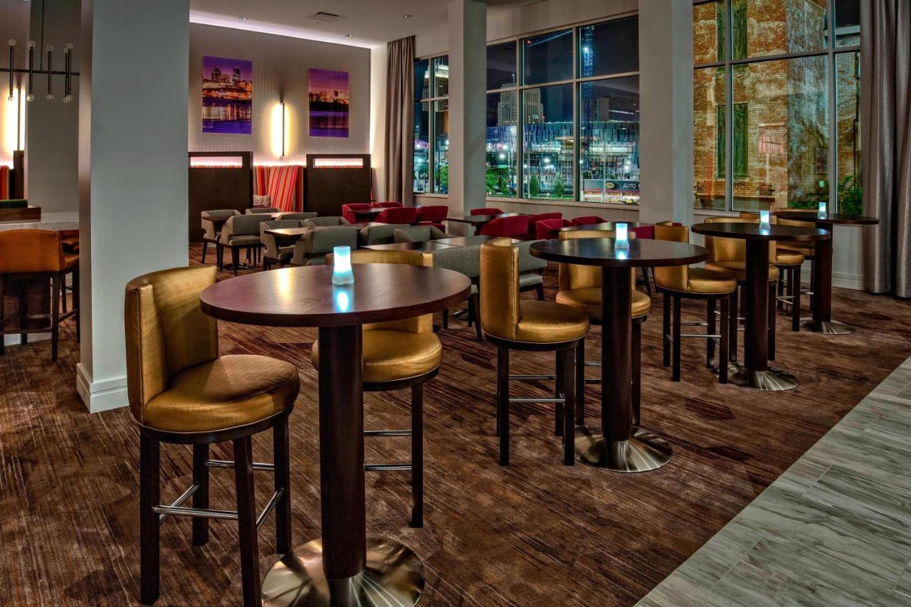 | Courtyard by Marriott Kansas City Downtown/Convention Center