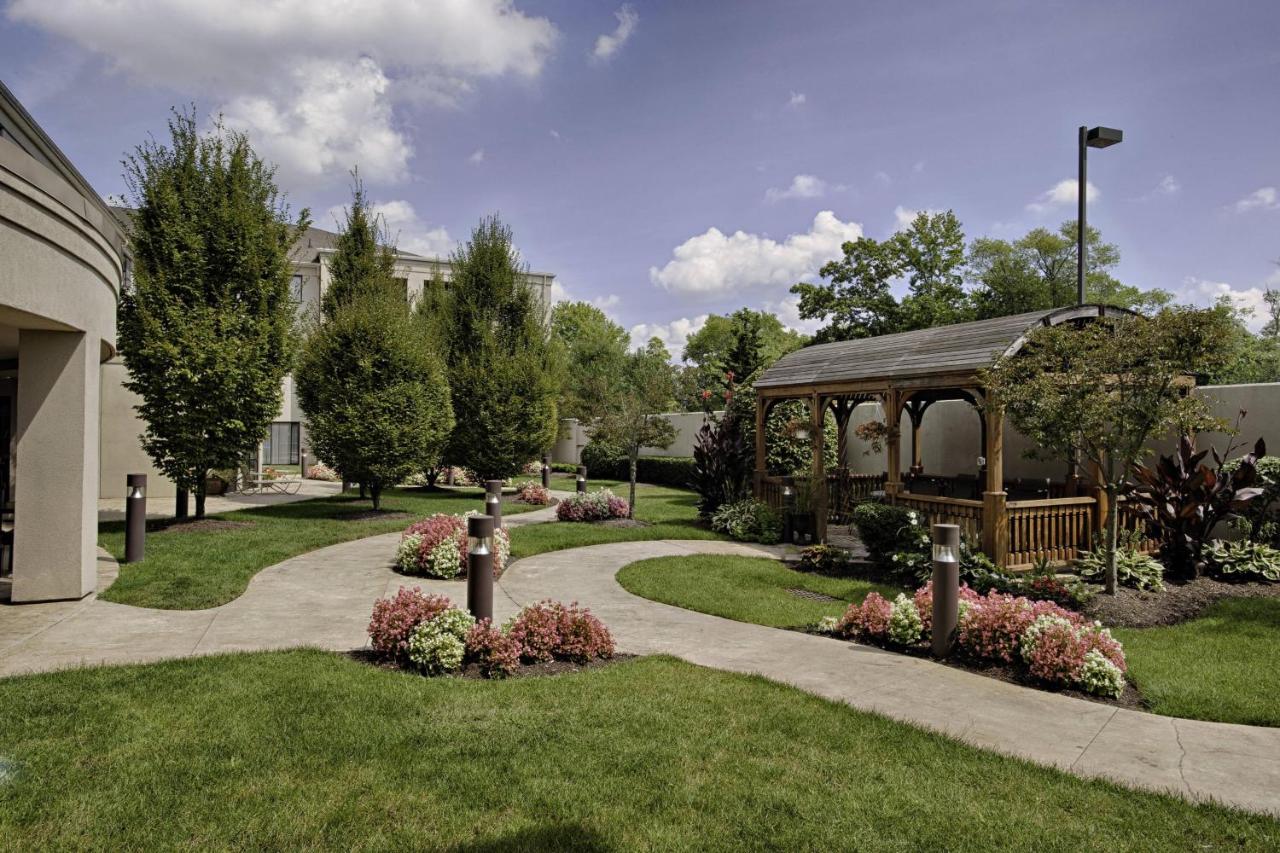 | Courtyard Wall at Monmouth Shores Corporate Park