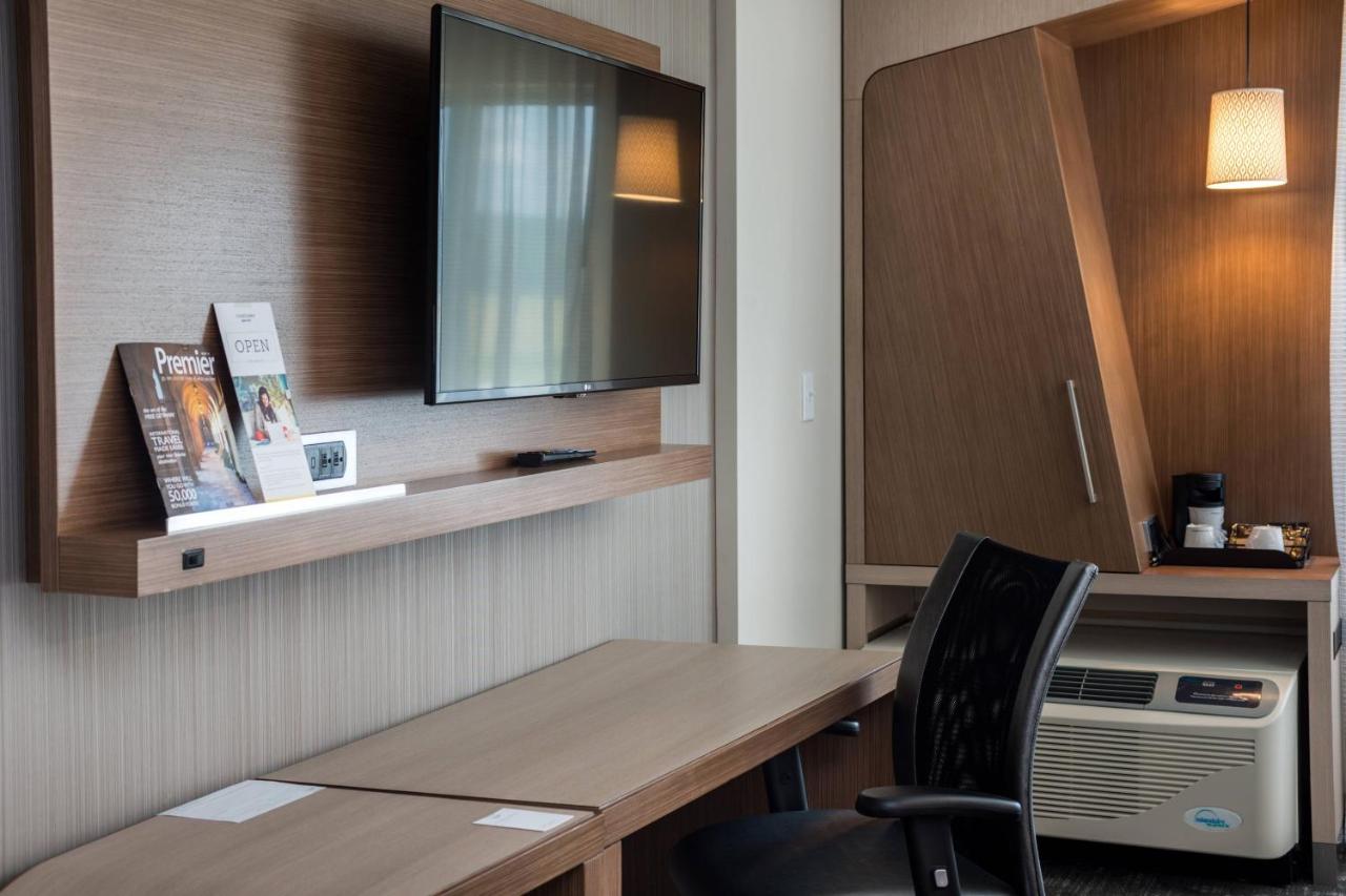 | Courtyard by Marriott Elmira Horseheads