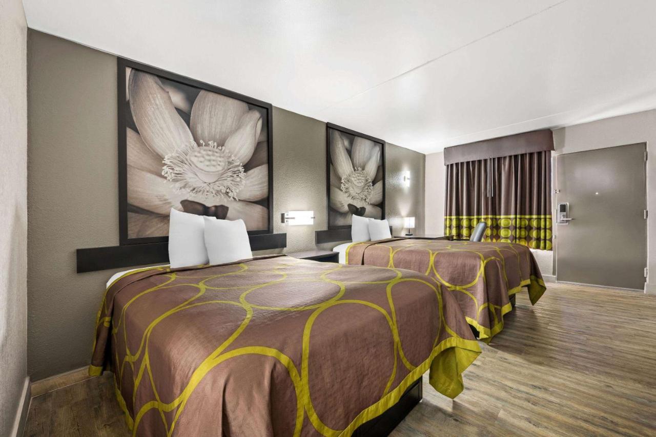  | Super 8 by Wyndham Garysburg/Roanoke Rapids