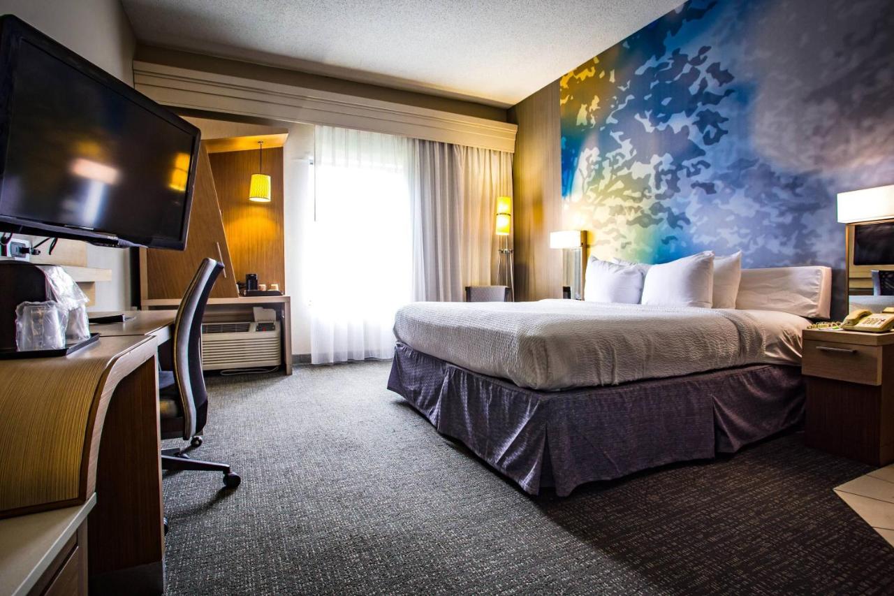 | Courtyard Memphis East/Bill Morris Parkway