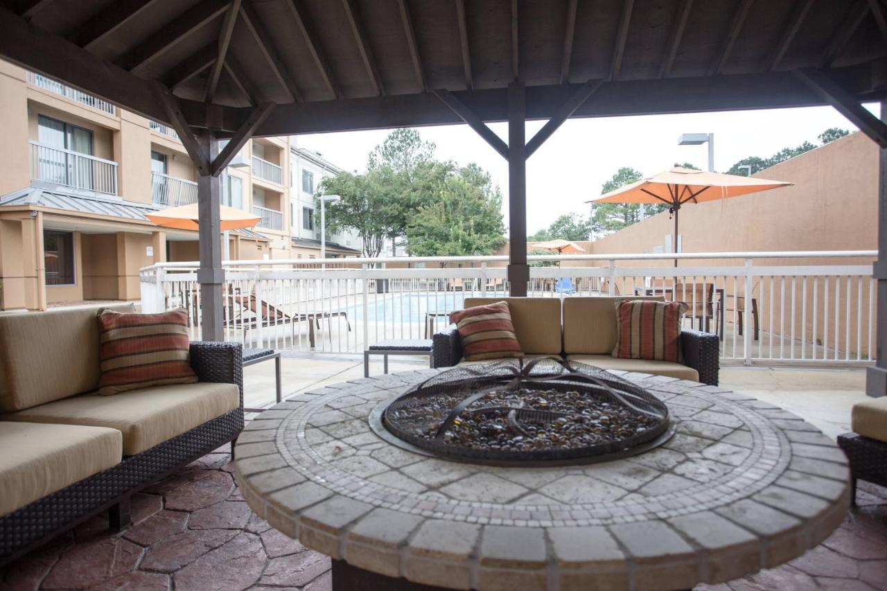 | Courtyard Memphis East/Bill Morris Parkway