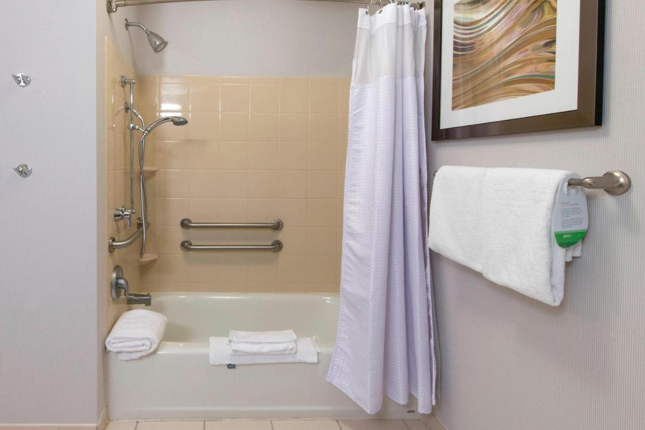| Courtyard by Marriott Montgomery Prattville