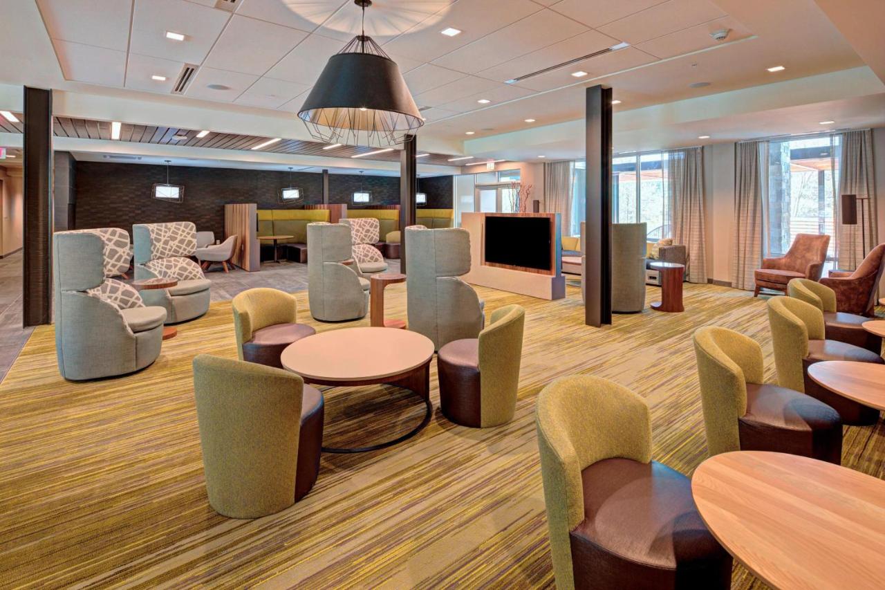  | Courtyard by Marriott Appleton Riverfront