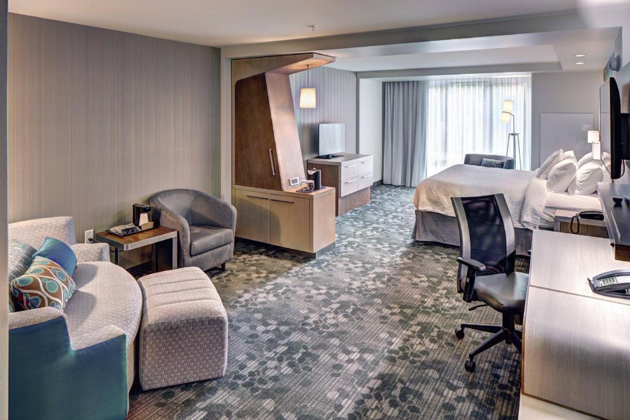  | Courtyard by Marriott Appleton Riverfront