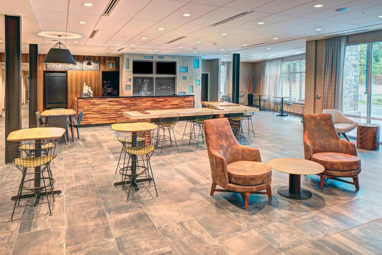  | Courtyard by Marriott Appleton Riverfront