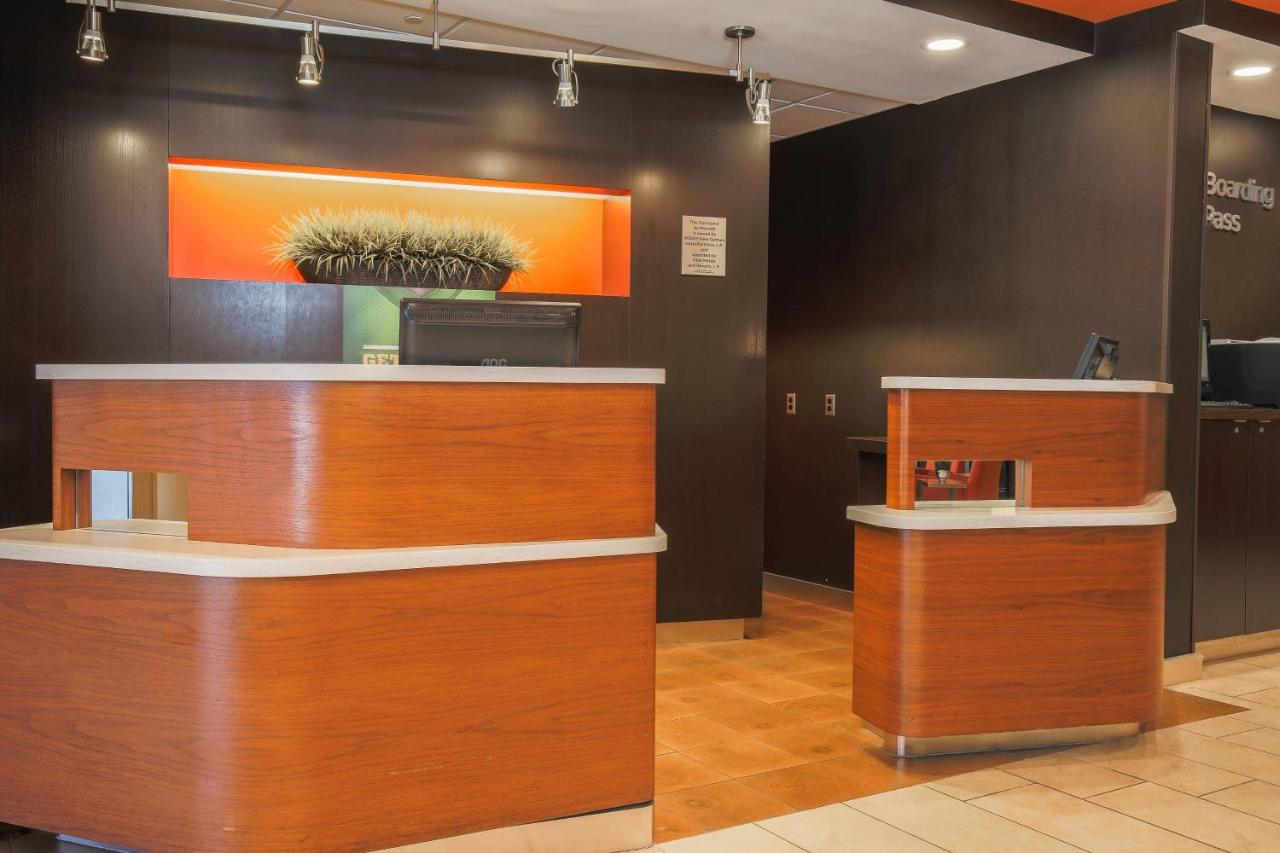 | Courtyard Flint by Marriott