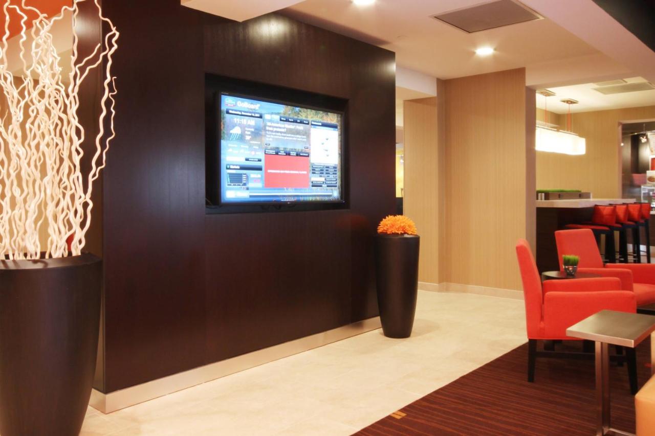 | Courtyard Flint by Marriott