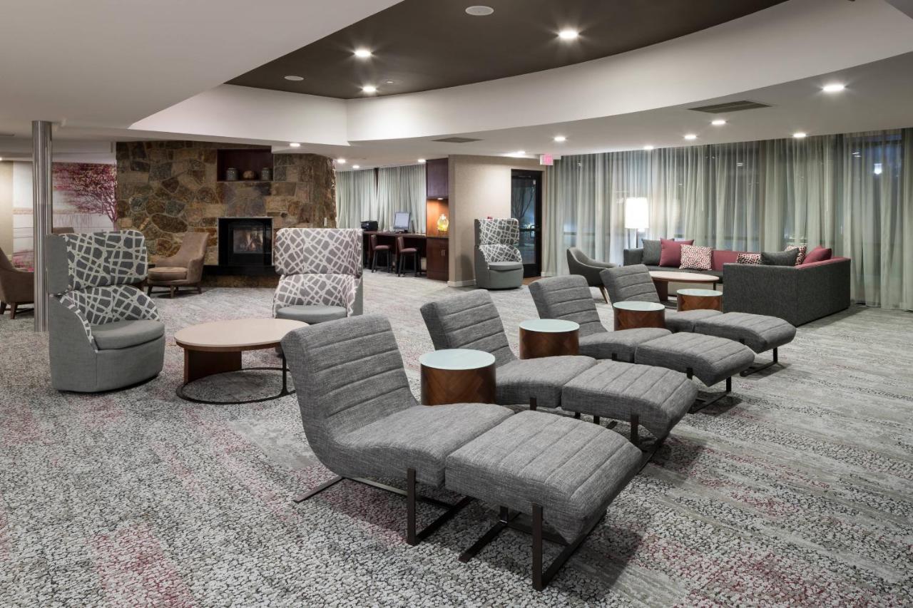 | Courtyard by Marriott West Orange