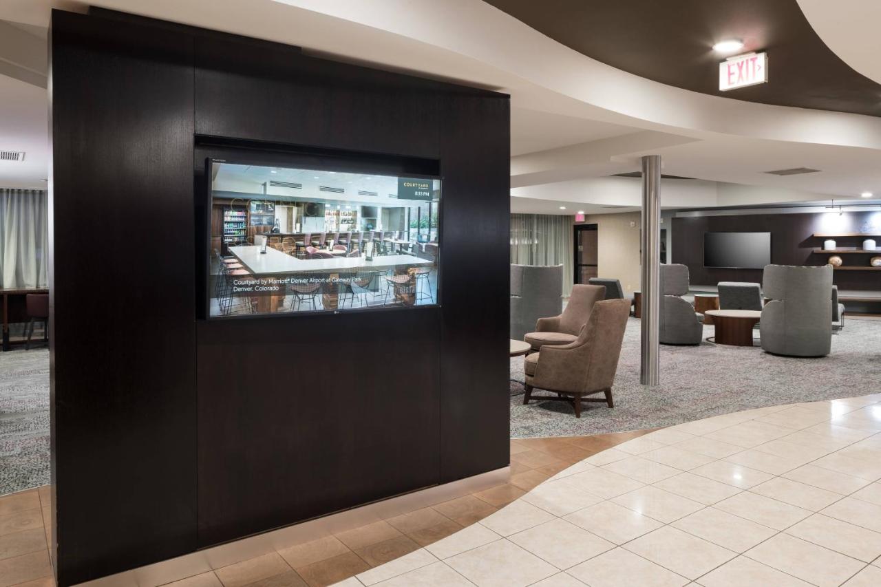 | Courtyard by Marriott West Orange