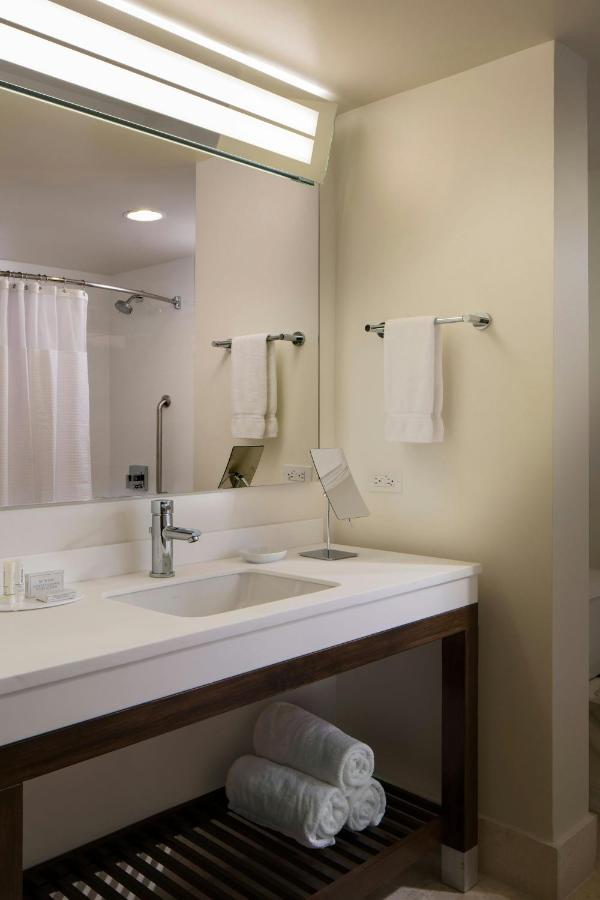 | Courtyard by Marriott Miami Dadeland