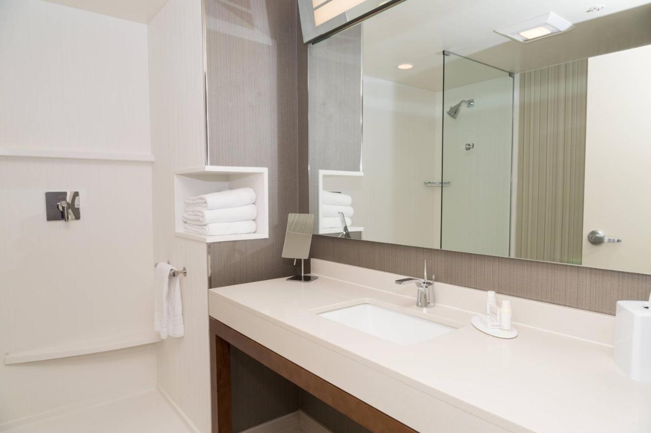 | Courtyard by Marriott Morgantown