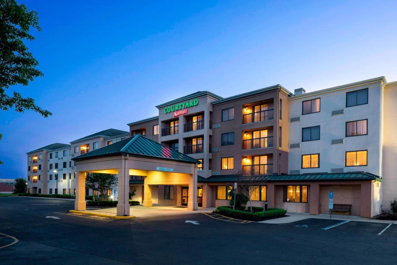 | Courtyard by Marriot Cranbury South Brunswick