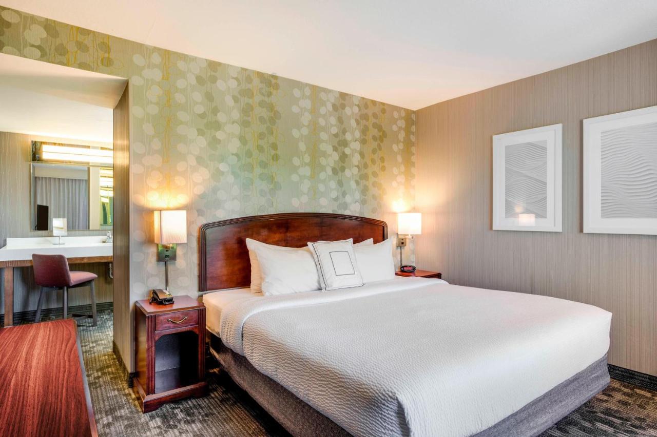 | Courtyard by Marriot Cranbury South Brunswick