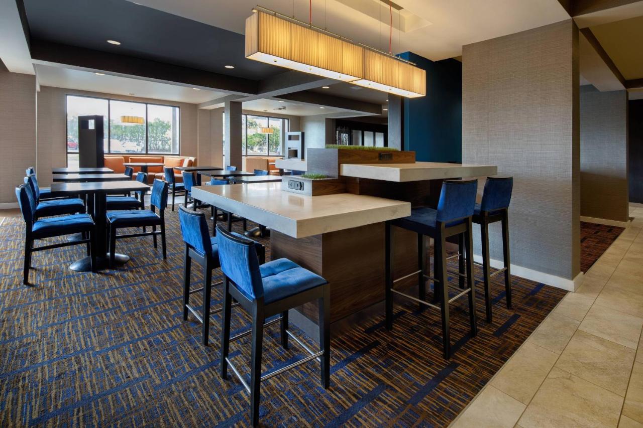 | Courtyard Grand Rapids Airport