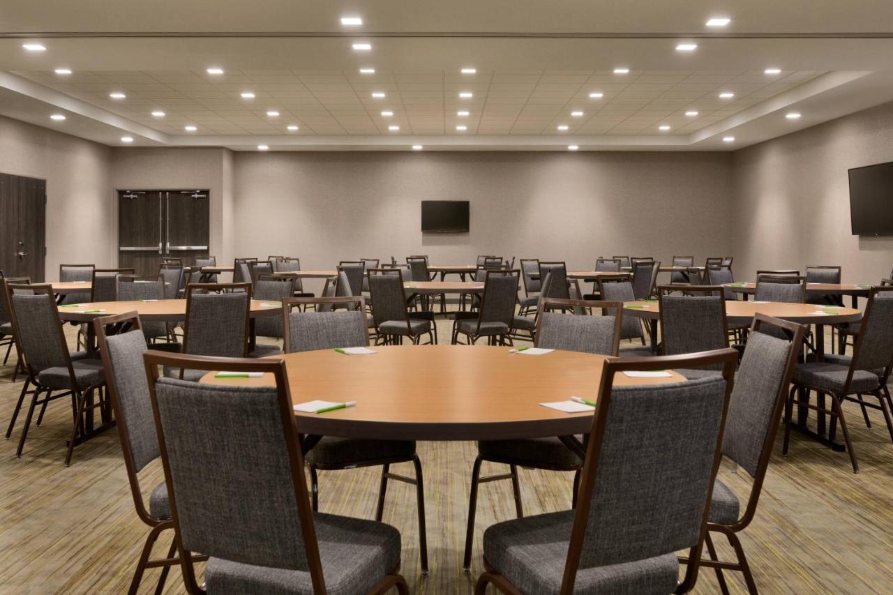 | Courtyard by Marriott St Paul Woodbury