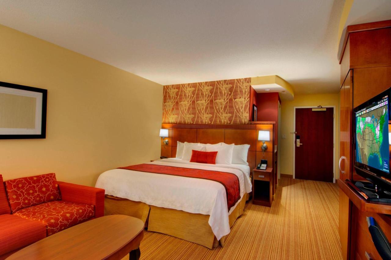  | Courtyard by Marriott Madison East