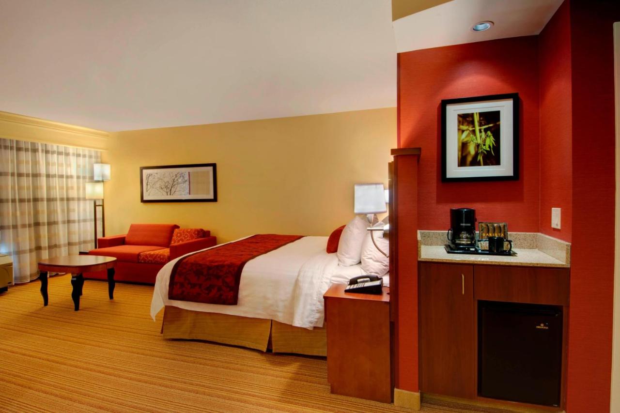 | Courtyard by Marriott Madison East