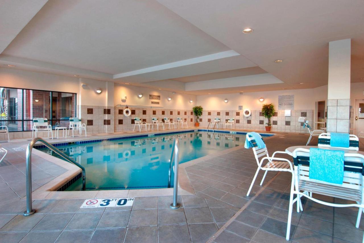  | Courtyard by Marriott Madison East