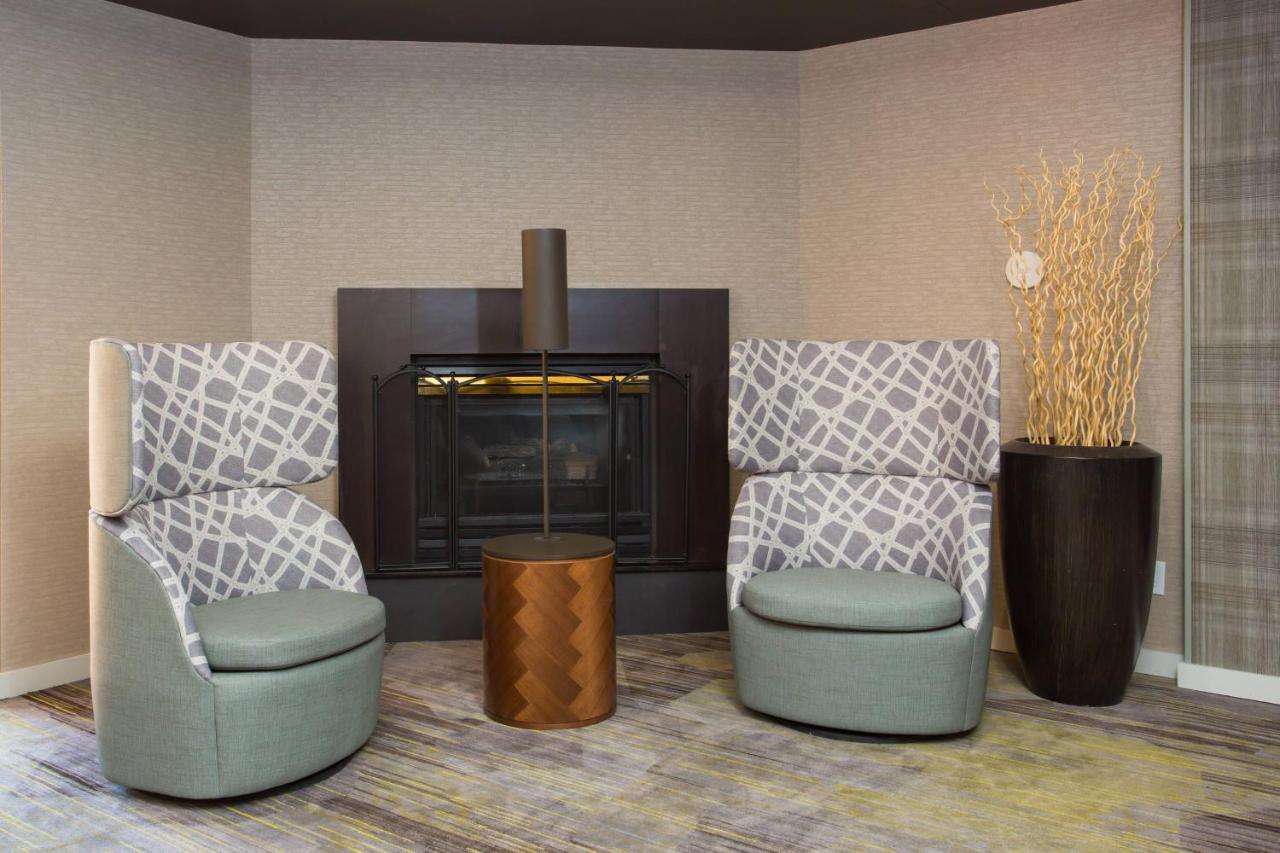 | Courtyard by Marriott Boston Westborough