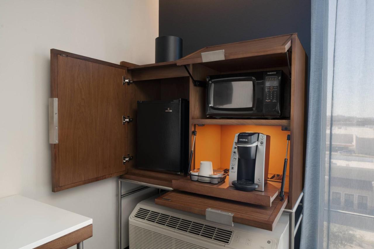 Double Queen Room at Courtyard by Marriott Houston I-10 West/Memorial