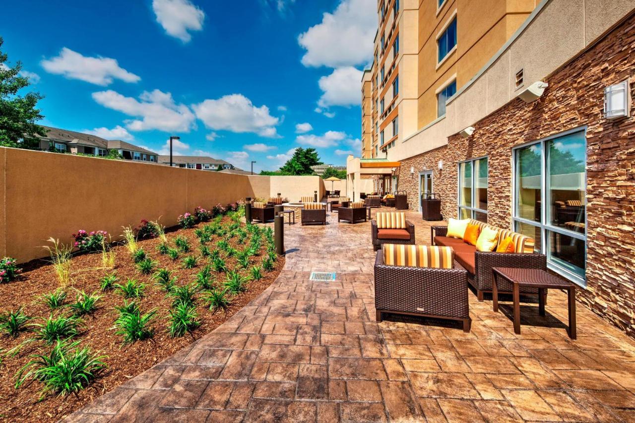  | Courtyard by Marriott Westbury Long Island