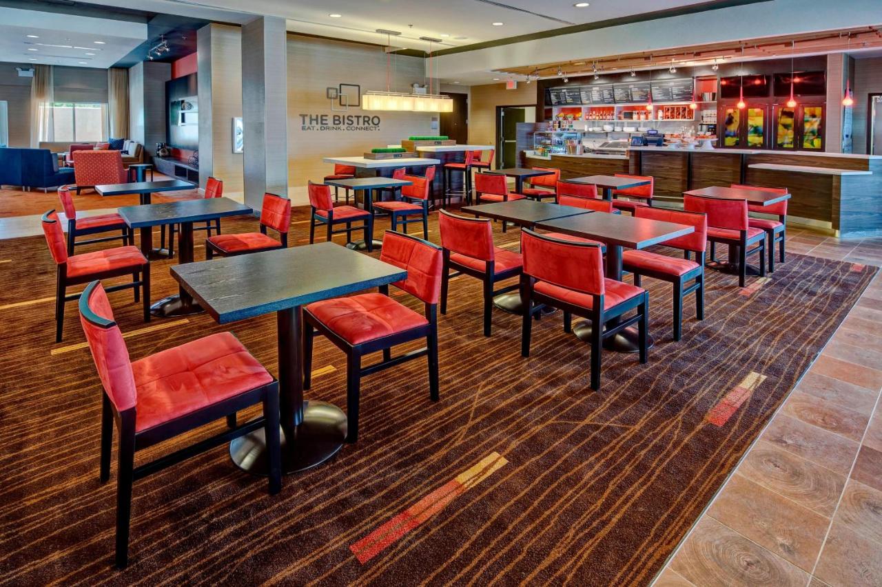  | Courtyard by Marriott Westbury Long Island
