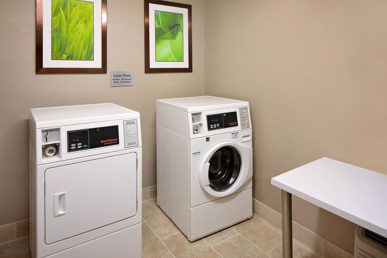 | Courtyard Houston Westchase