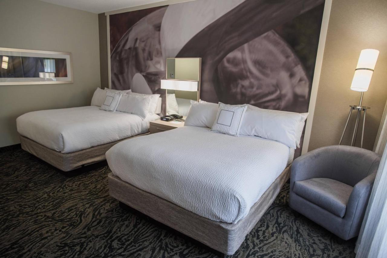 Queen Room with Two Queen Beds at Courtyard by Marriott Hickory