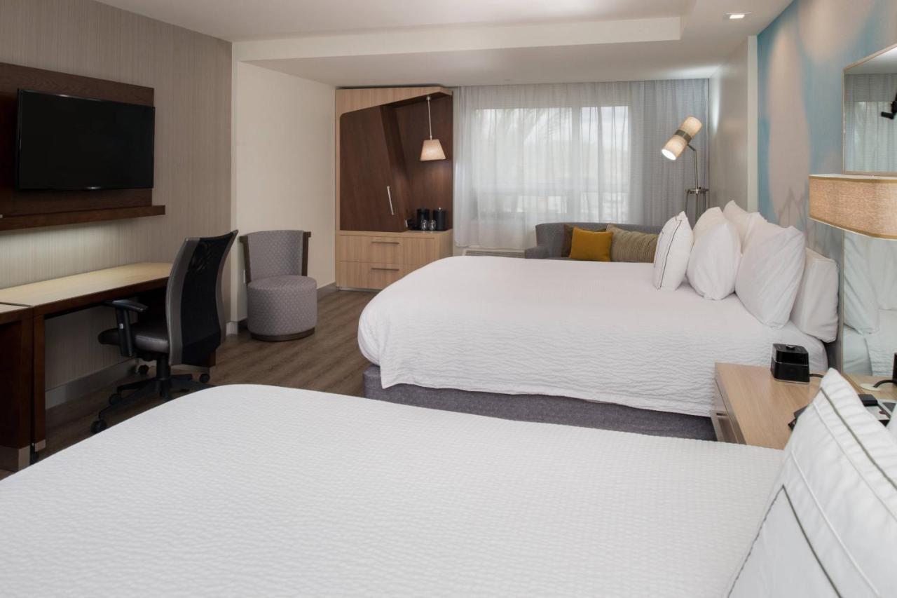 | Courtyard by Marriott Temecula Murrieta