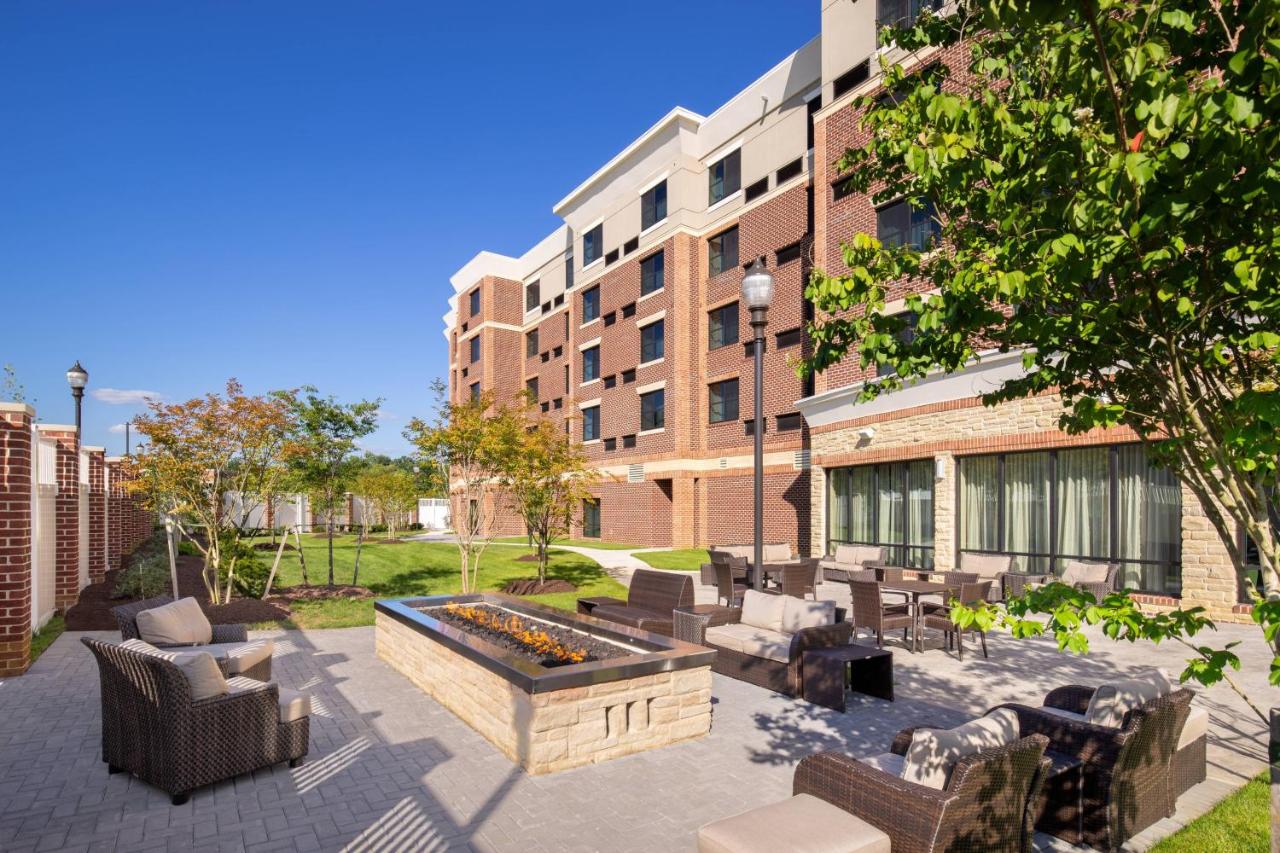 | Courtyard by Marriott Bowie