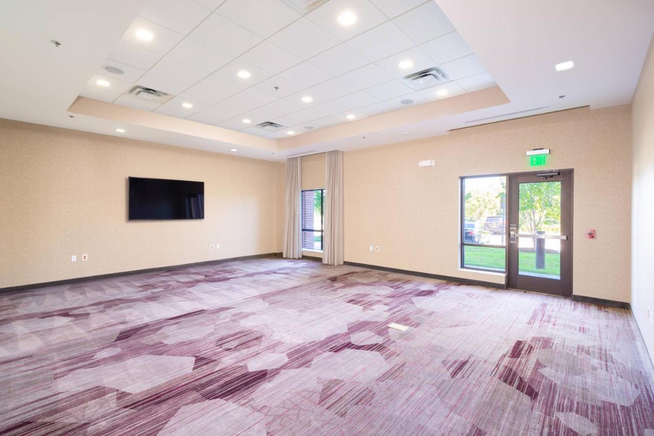 | Courtyard by Marriott Bowie
