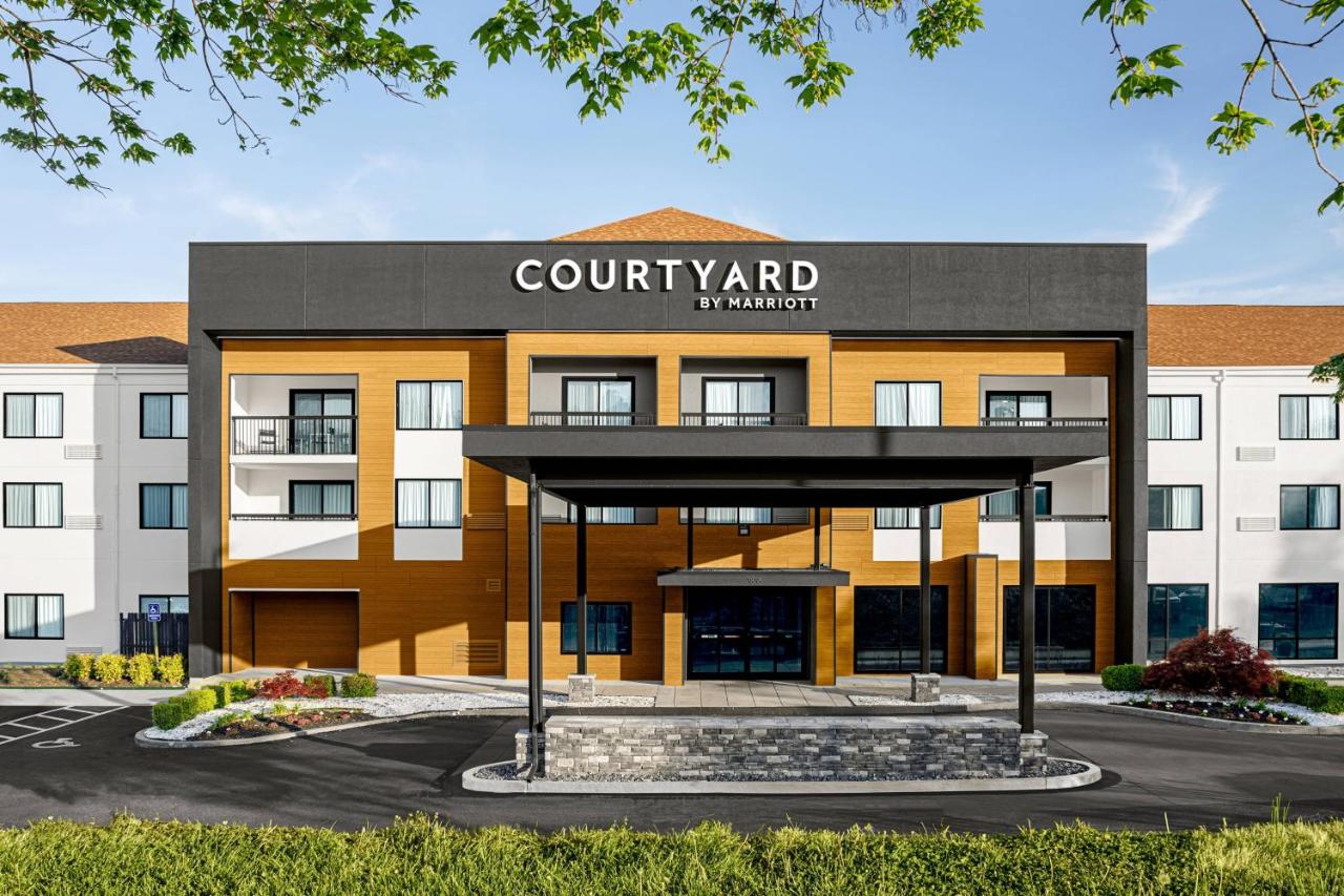 | Courtyard Paducah West
