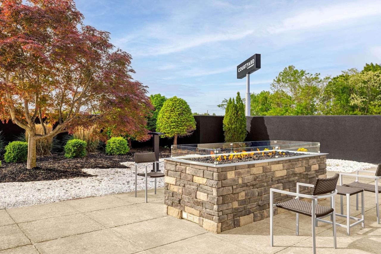 | Courtyard Paducah West