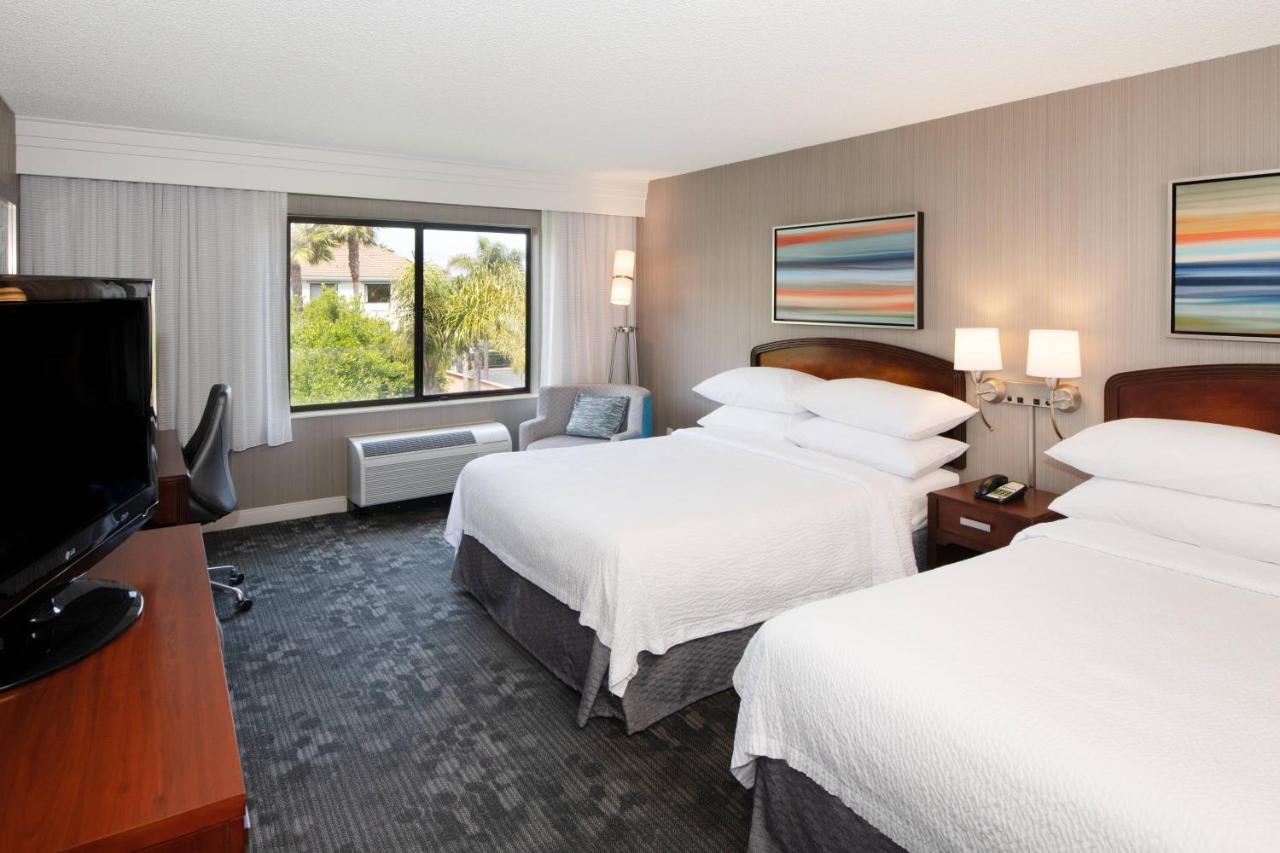  | Courtyard by Marriott Oakland Airport