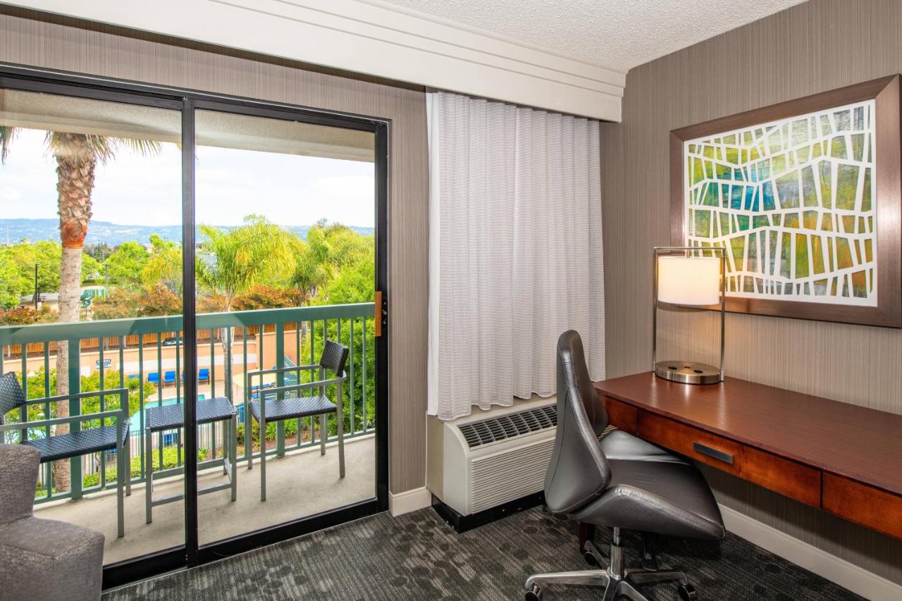  | Courtyard by Marriott Oakland Airport