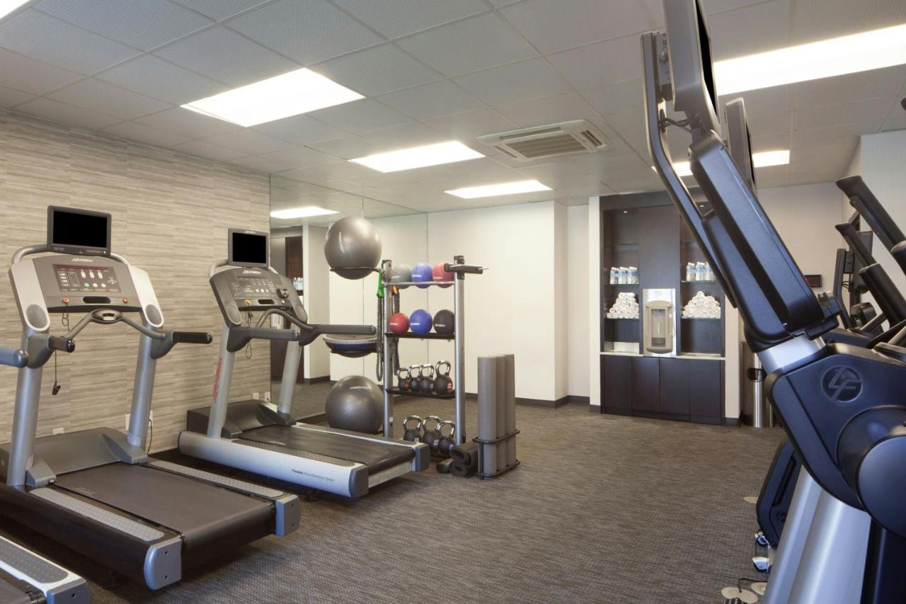  | Courtyard by Marriott Oakland Airport