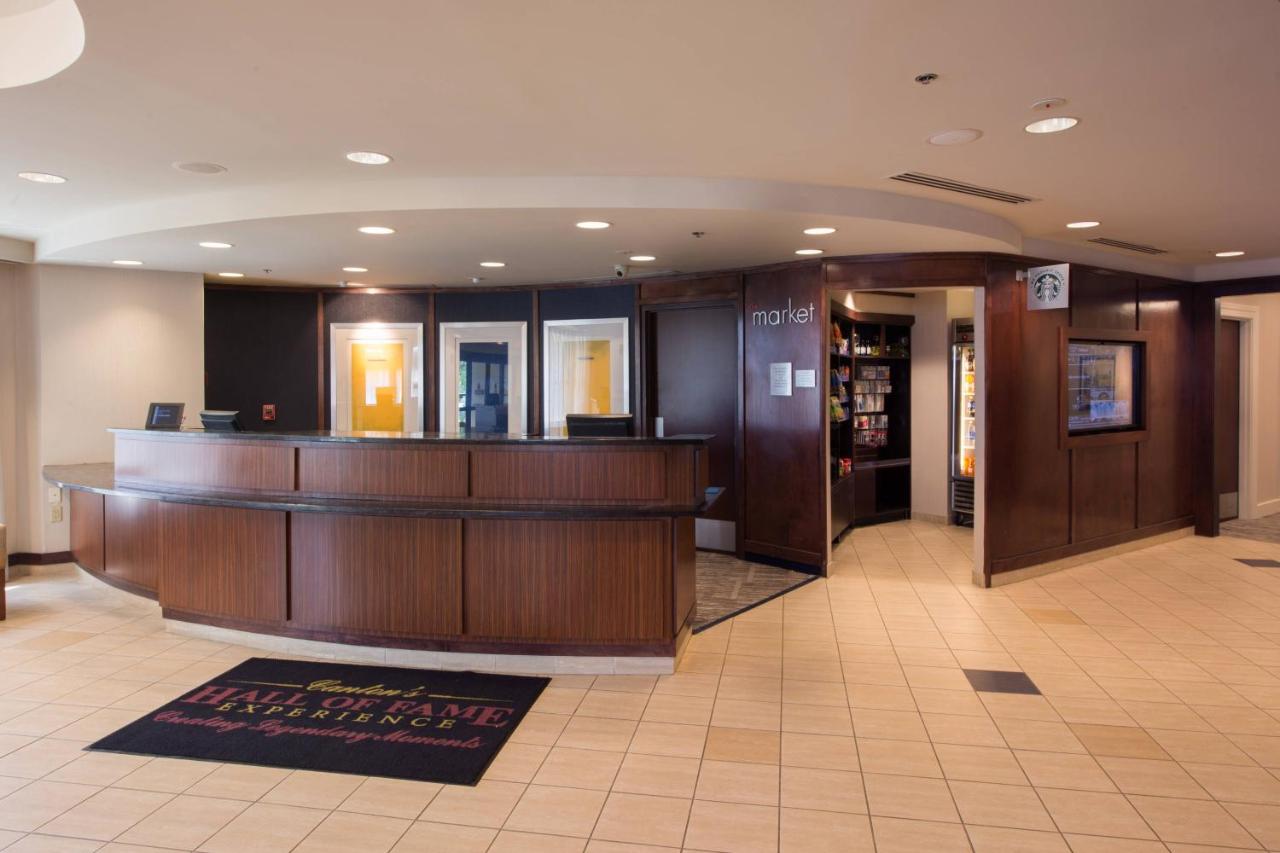 | Courtyard by Marriott Canton