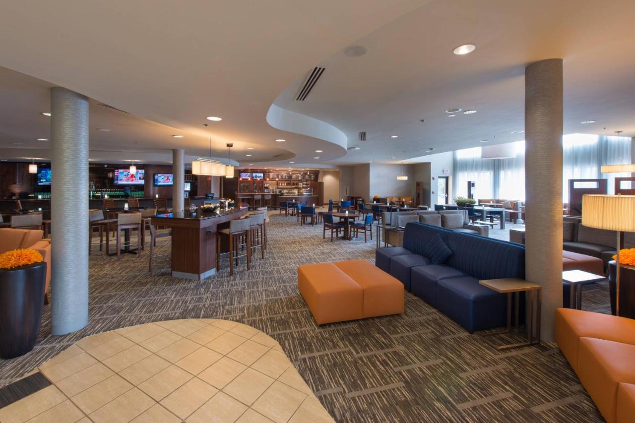 | Courtyard by Marriott Canton