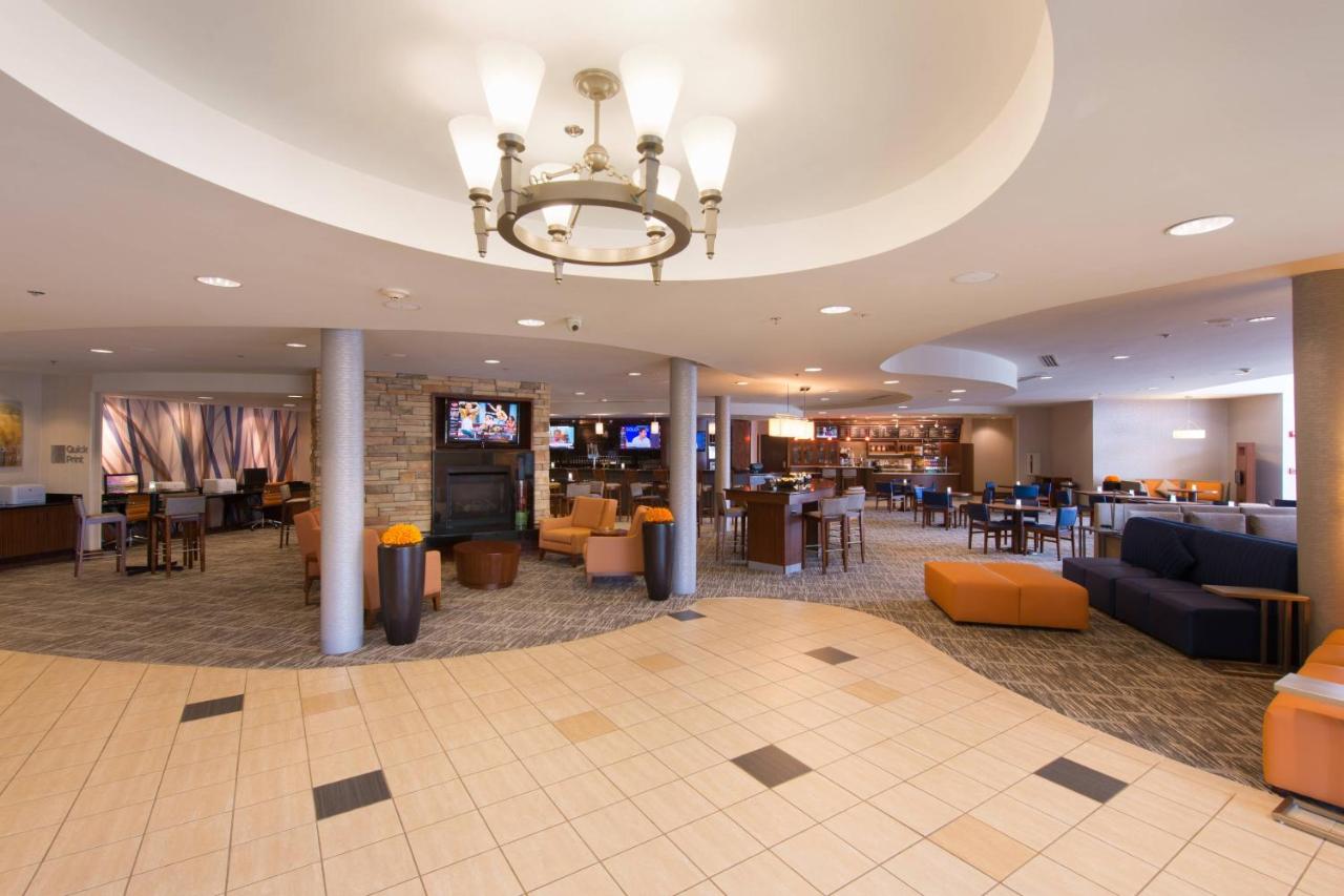 | Courtyard by Marriott Canton