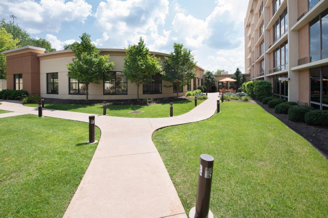| Courtyard by Marriott Canton