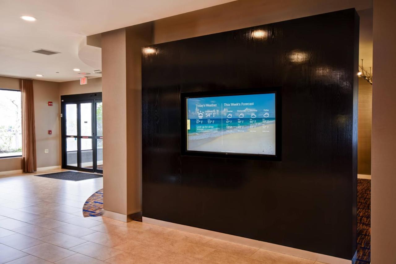 | Courtyard Cape Cod Hyannis