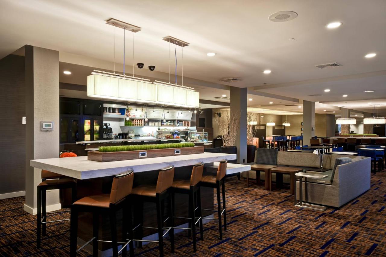 | Courtyard Cape Cod Hyannis