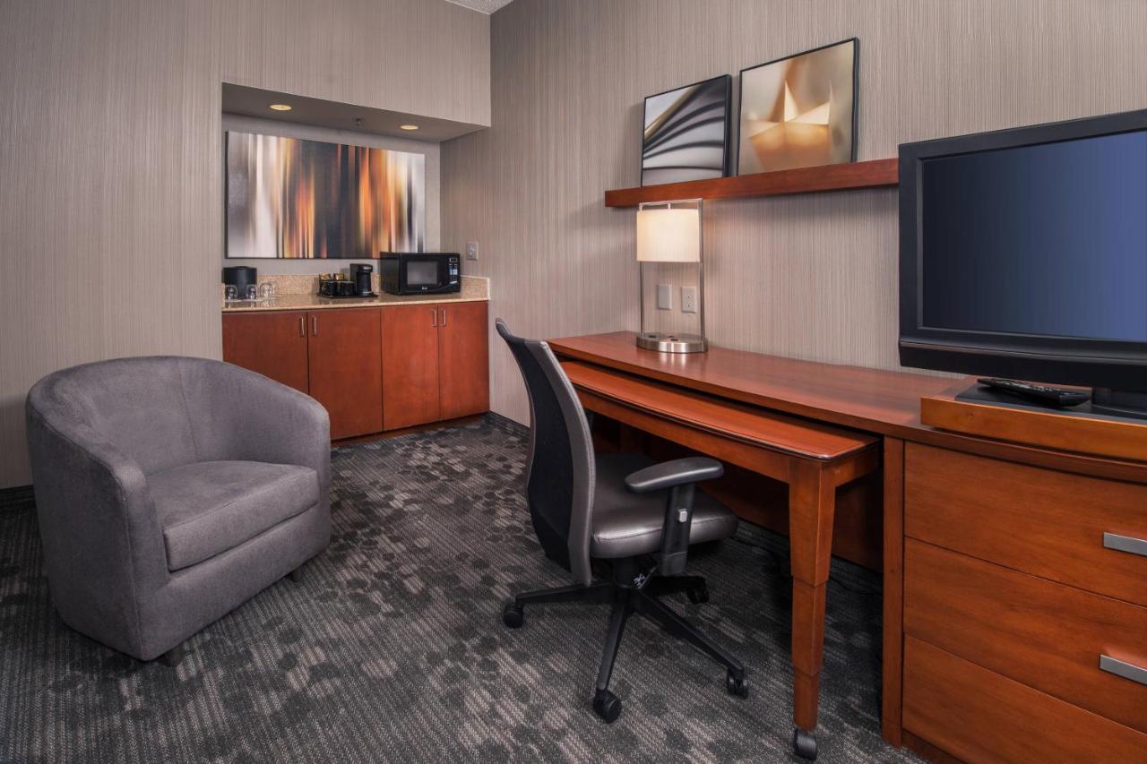  | Courtyard by Marriott Washington Dulles Airport Chantilly