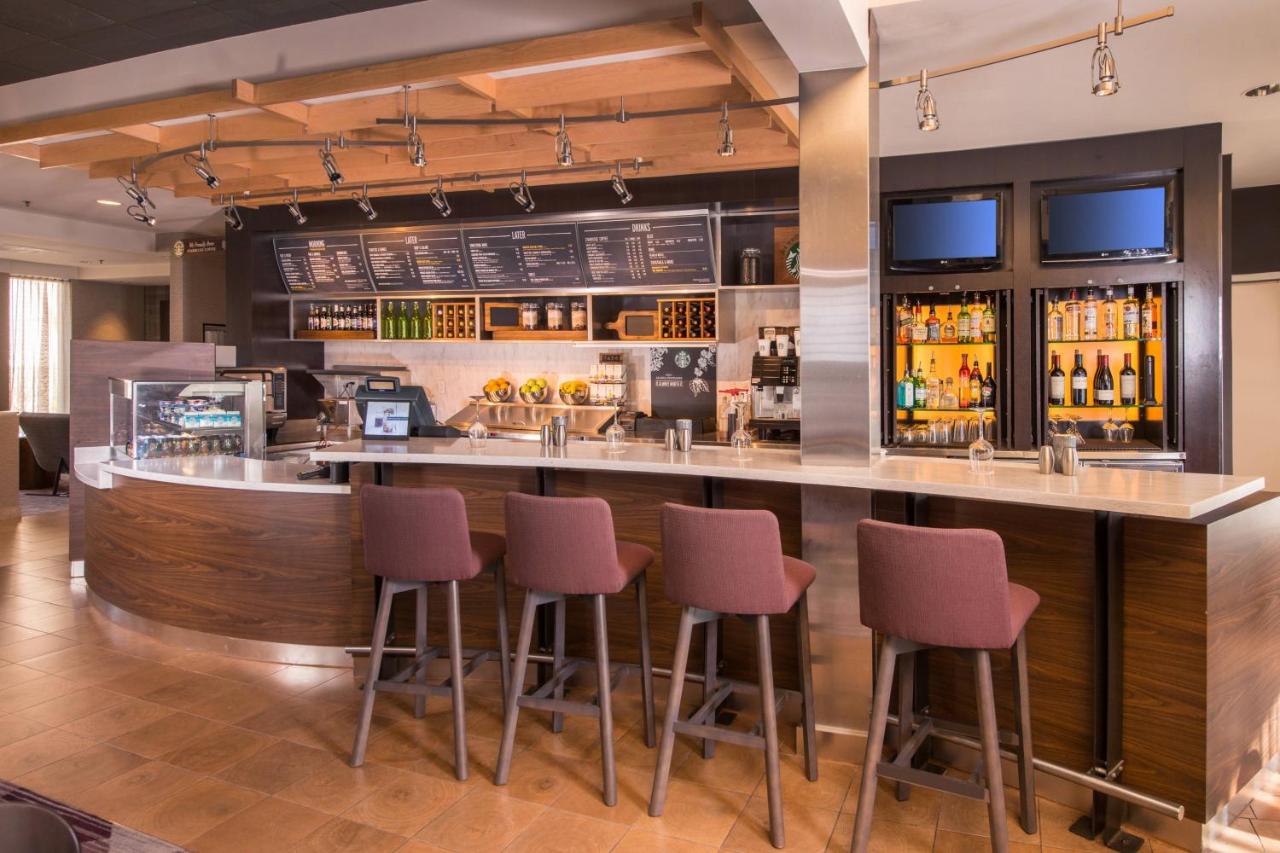  | Courtyard by Marriott Washington Dulles Airport Chantilly