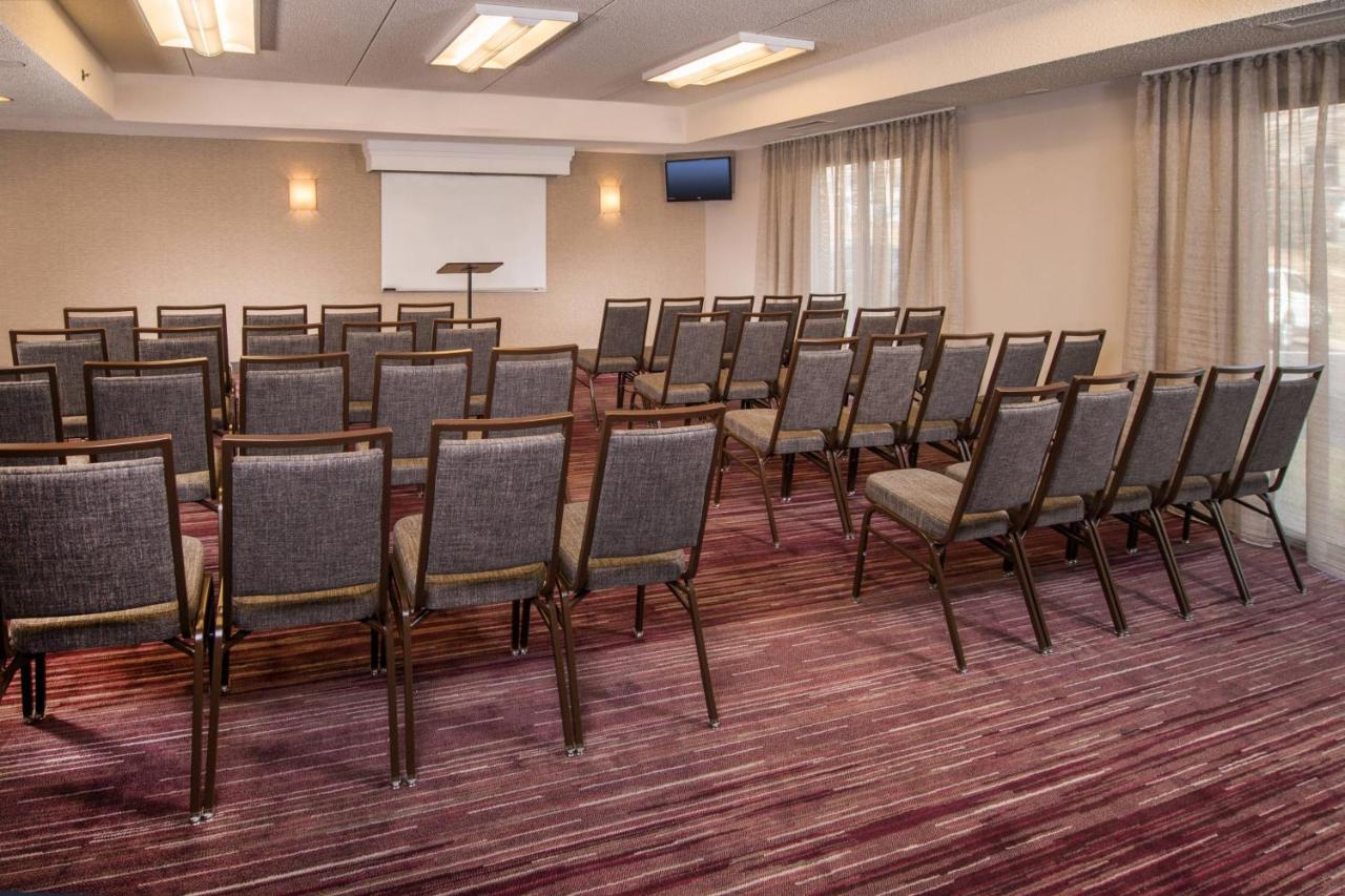  | Courtyard by Marriott Washington Dulles Airport Chantilly