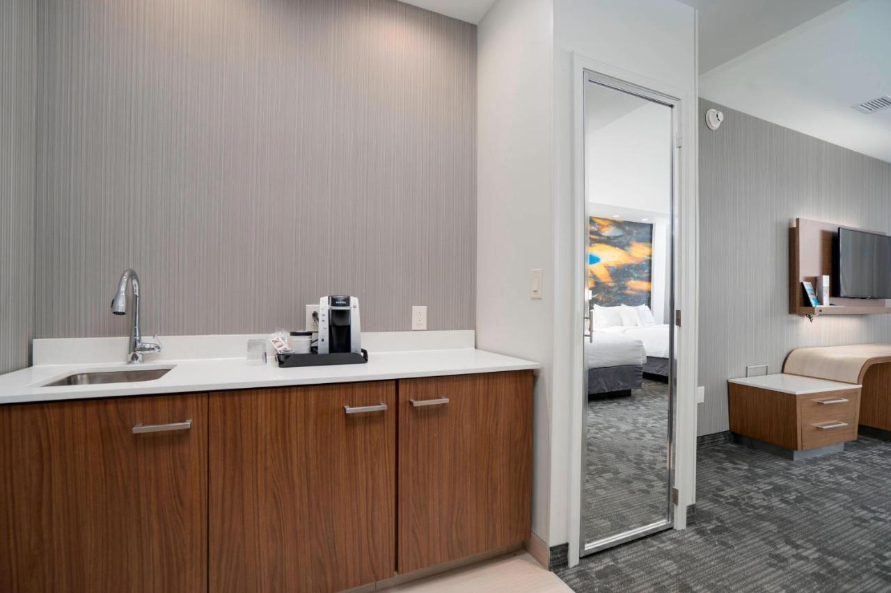  | Courtyard by Marriott Niagara Falls USA