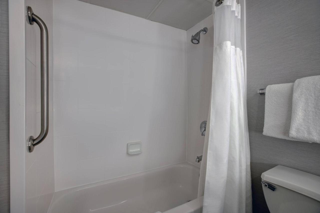 Room with Two Double Beds at Courtyard Chicago Elmhurst/Oakbrook Area