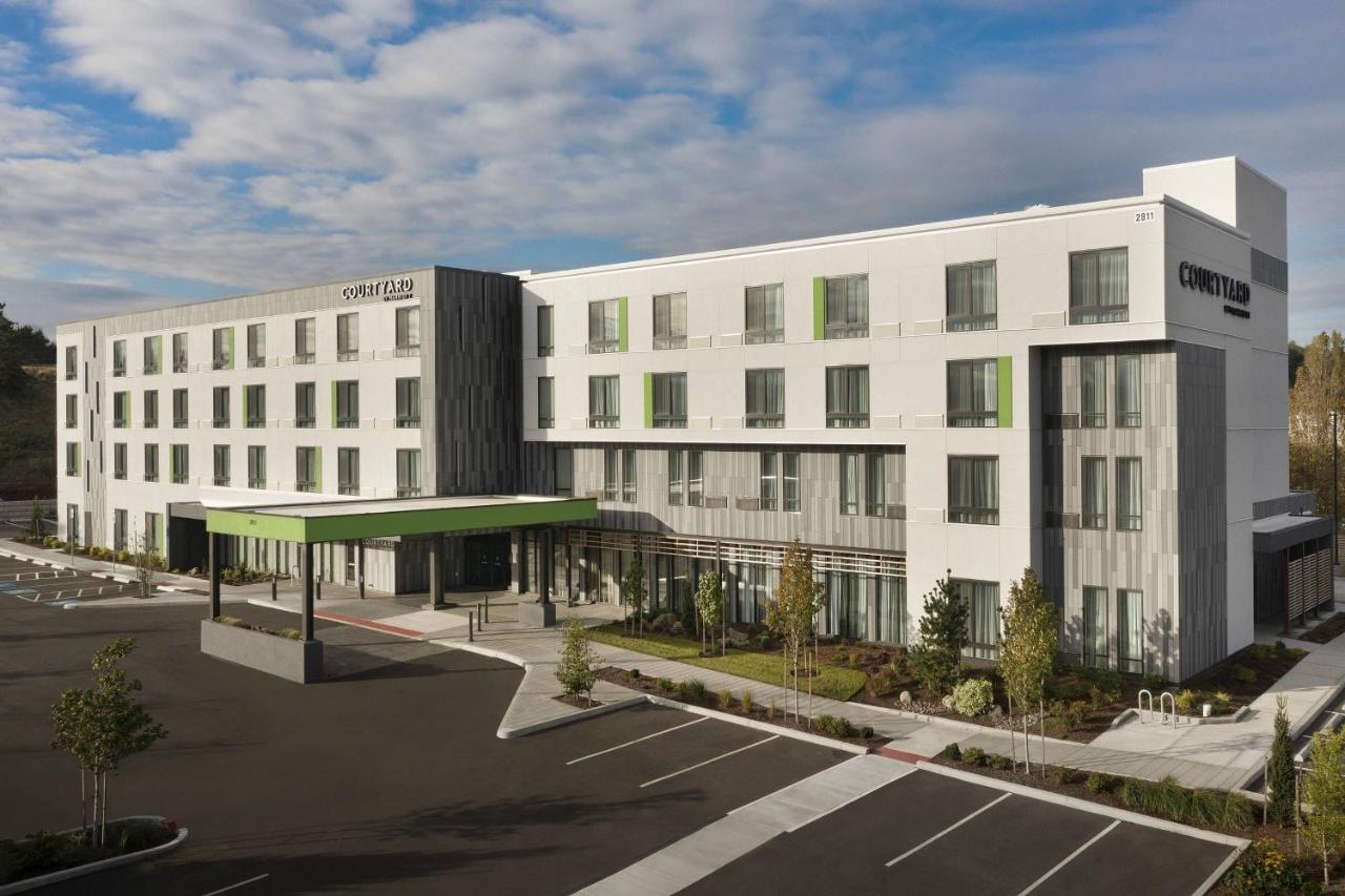 | Courtyard Portland East